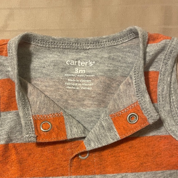 Carter's Summer Rompers Bundle | sizes 3m and 6m - Picture 7 of 10